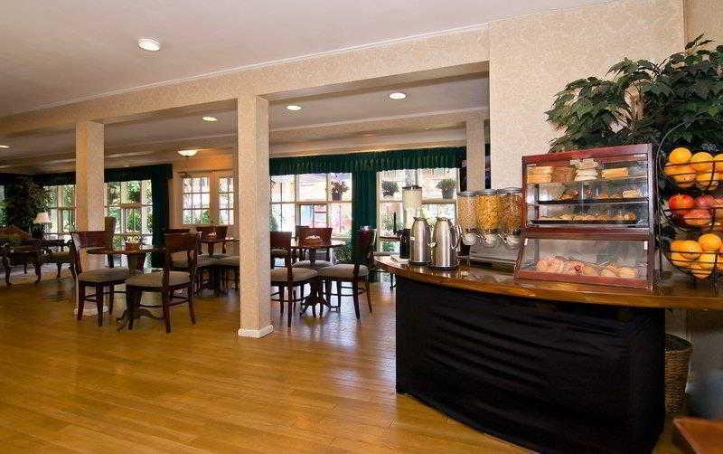Surestay Plus By Best Western Woodbury Inn Woodbury (Nassau County) Exterior foto