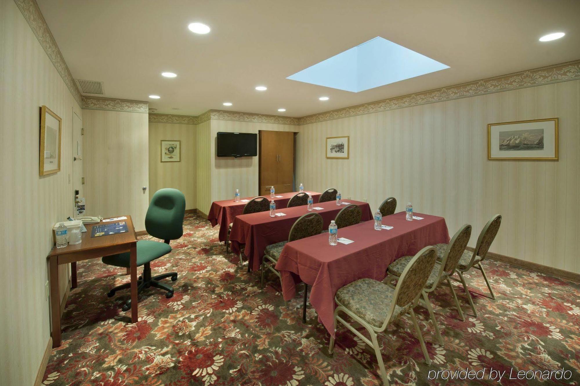 Surestay Plus By Best Western Woodbury Inn Woodbury (Nassau County) Negócio foto