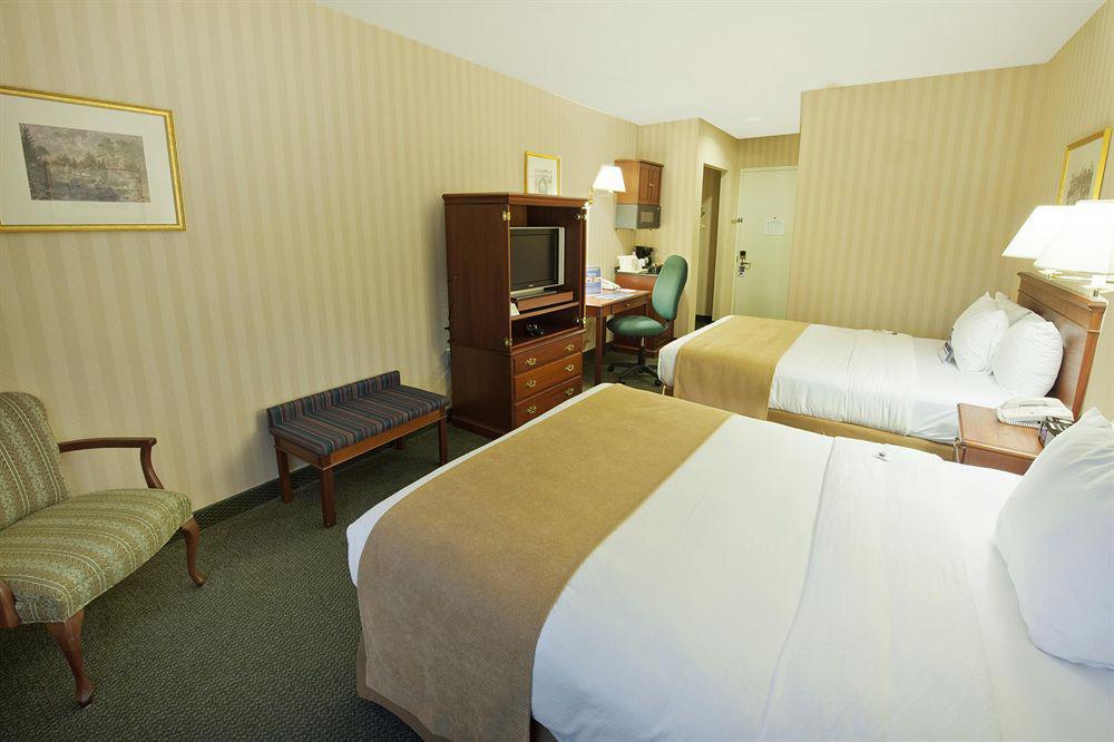 Surestay Plus By Best Western Woodbury Inn Woodbury (Nassau County) Quarto foto